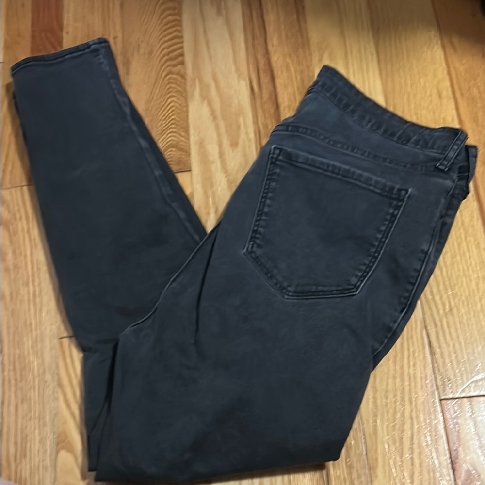 Old Navy Rockstar Super Skinny Jeans